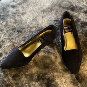 Mootsie Tootsie Suede Business Heels